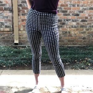 Print stretch capris